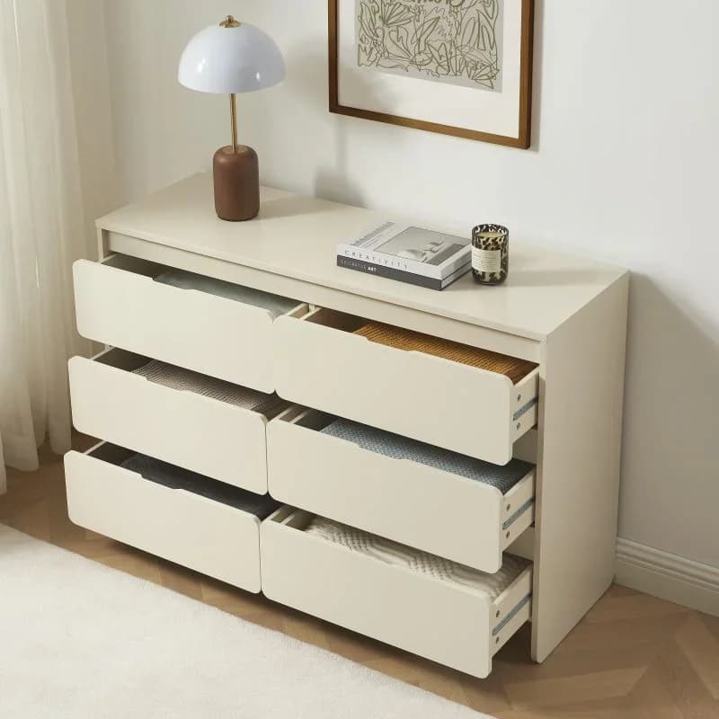 Akka commode